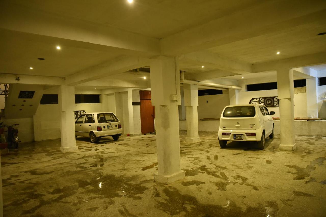 Republika Urban Apartment Abbottabad ภายนอก รูปภาพ