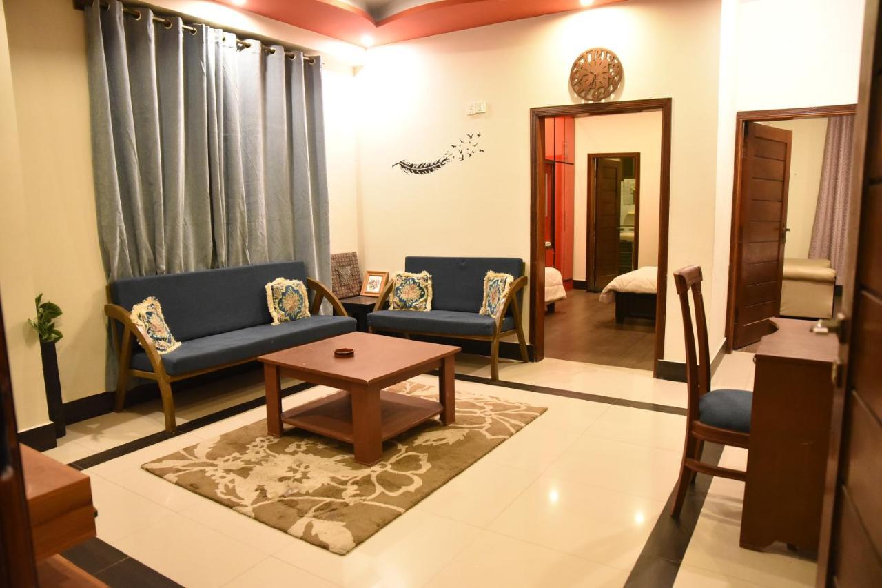 Republika Urban Apartment Abbottabad ภายนอก รูปภาพ
